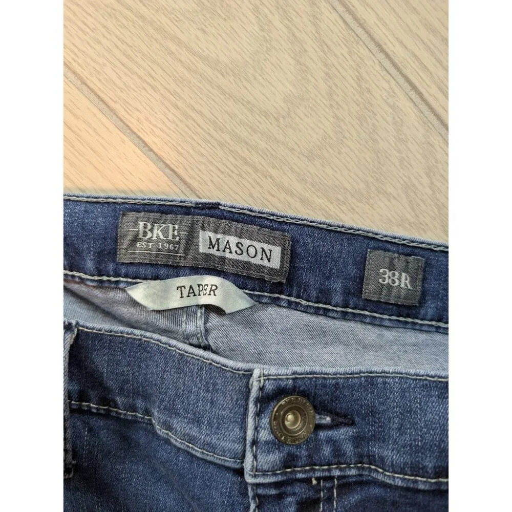 BKE Jeans Mens 38R Blue Mason Medium Wash Taper Denim Western Workwear Stretch